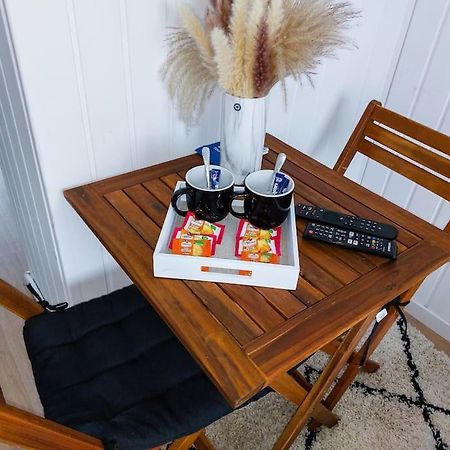 Le Sympathique - Petit Dejeuner, Netflix, Jacuzzi Rouen Exteriör bild