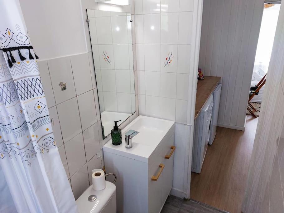 Le Sympathique - Petit Dejeuner, Netflix, Jacuzzi Rouen Exteriör bild